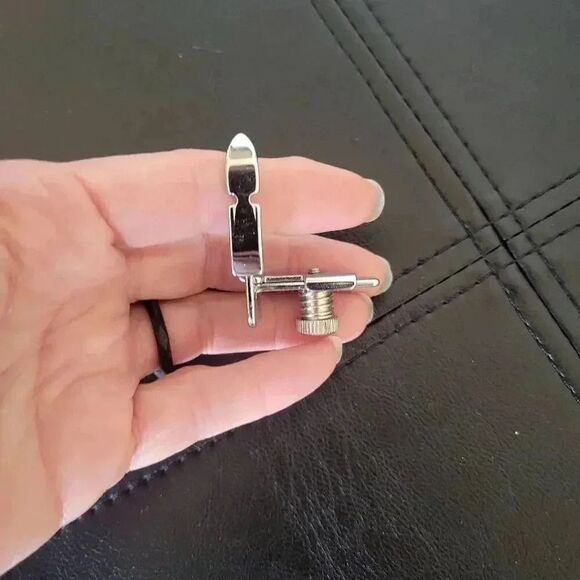 Sewing Machine Foot #55510 Low Shank Zipper/Cording Adj Hinged Foot - Picture 6 of 7